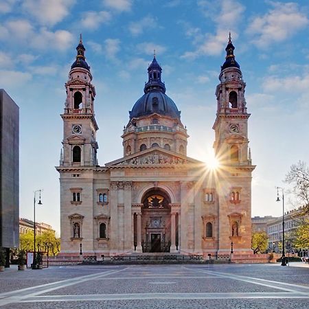 Hercegprimas At Basilica By Corall Boedapest Buitenkant foto