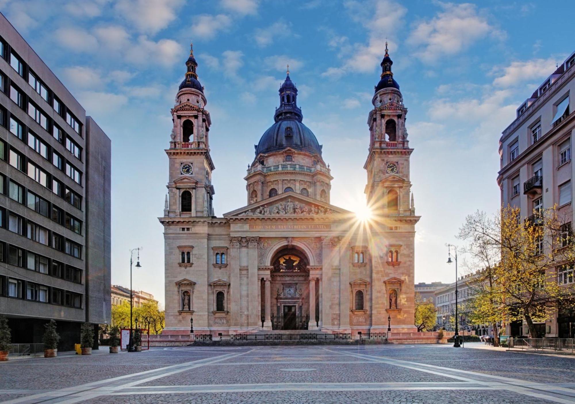 Hercegprimas At Basilica By Corall Boedapest Buitenkant foto